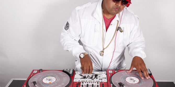 DJ Moet 8